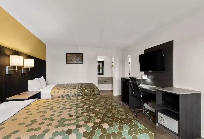 호텔 Econo Lodge White Pine Morristown I81 & I40 Split