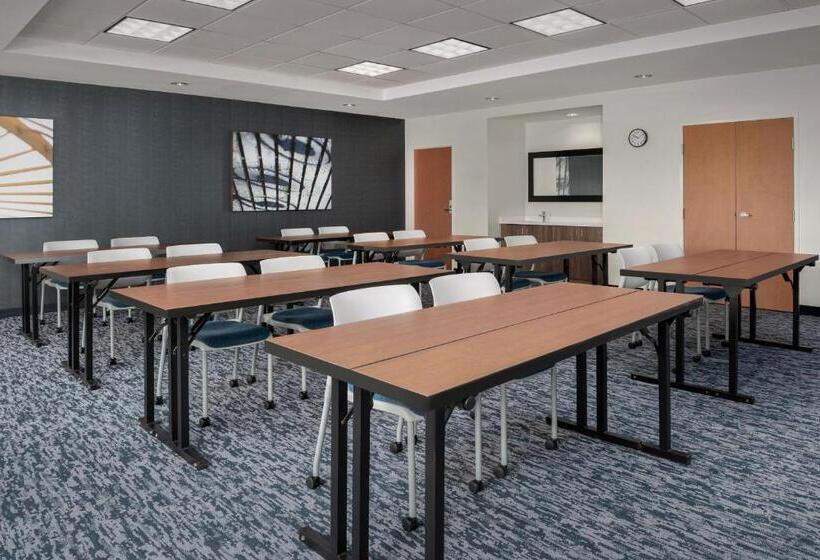 호텔 Fairfield Inn & Suites Roanoke Hollins/i81