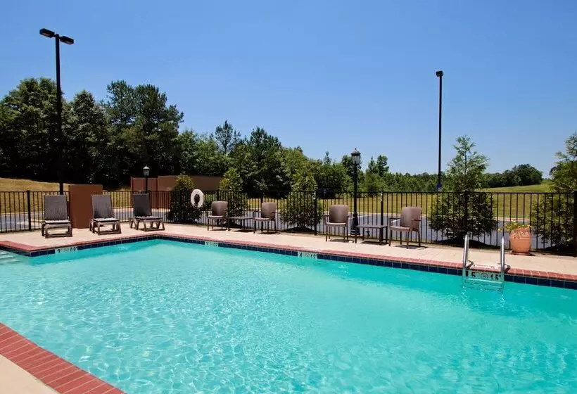 בית מלון כפרי Hampton Inn Winfield