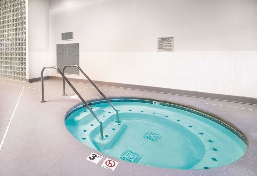 ホテル La Quinta By Wyndham Loudon