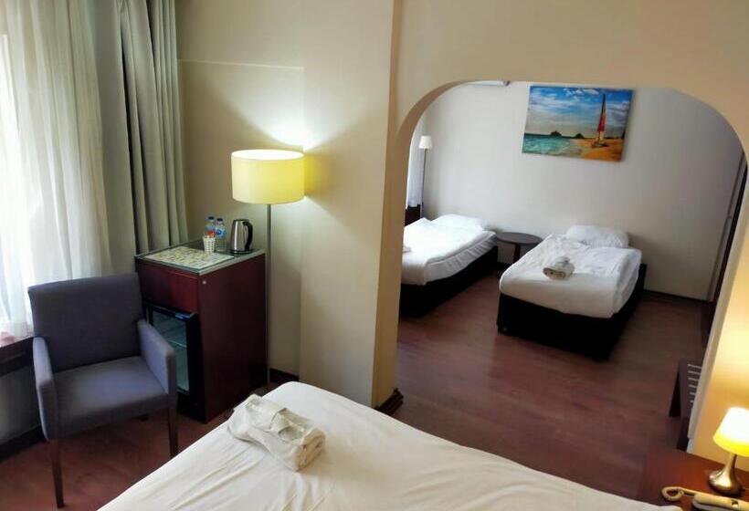 هتل Tiara Thermal & Spa