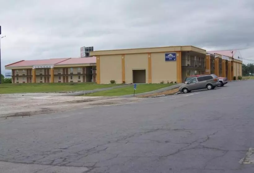 모텔 Executive Inn