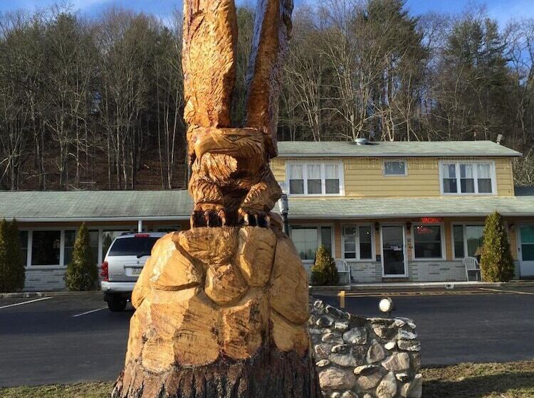 Мотель Fairbridge Inn Express