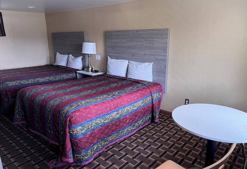 Мотель Fairbridge Inn Express