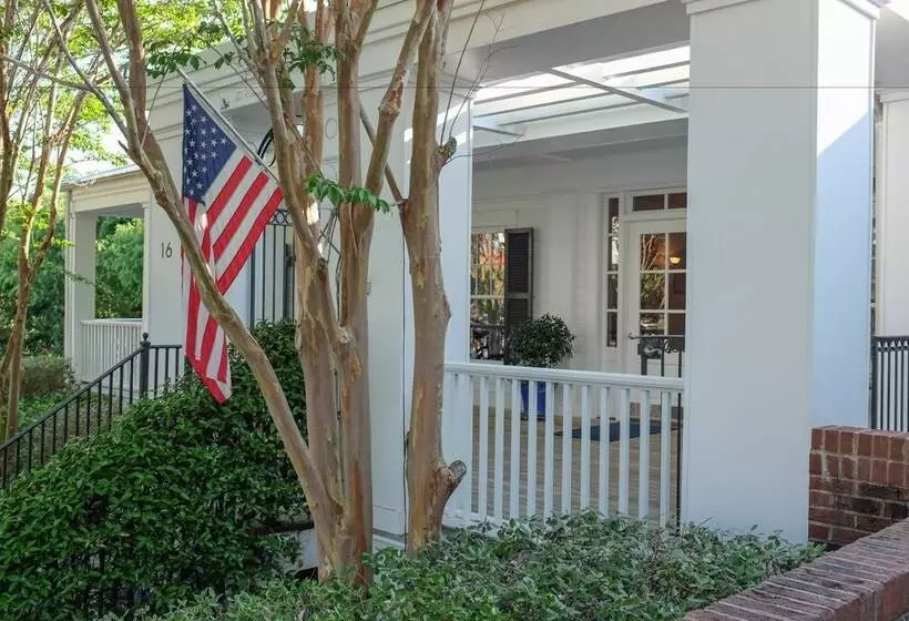 The Cottages On Charleston Harbor