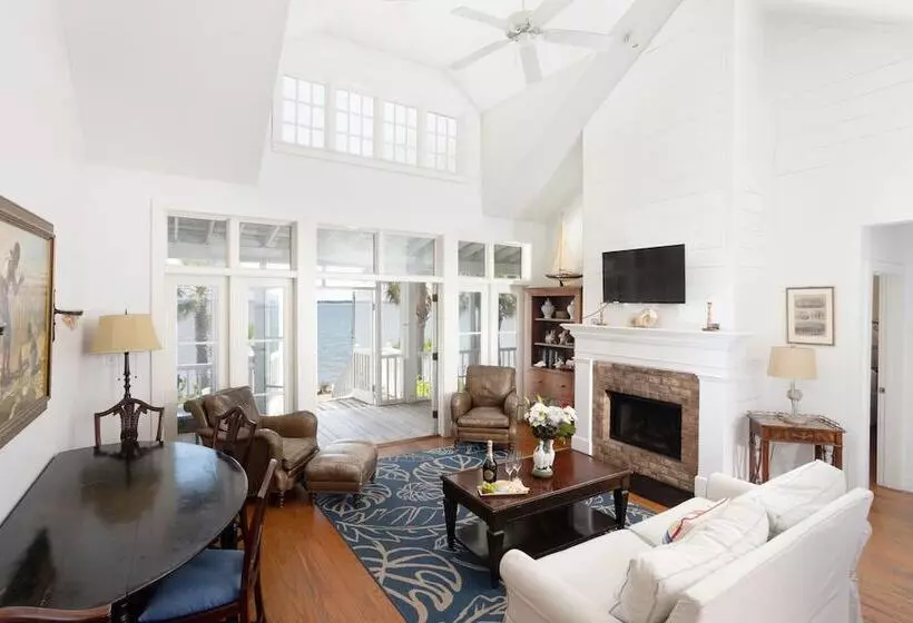 The Cottages On Charleston Harbor