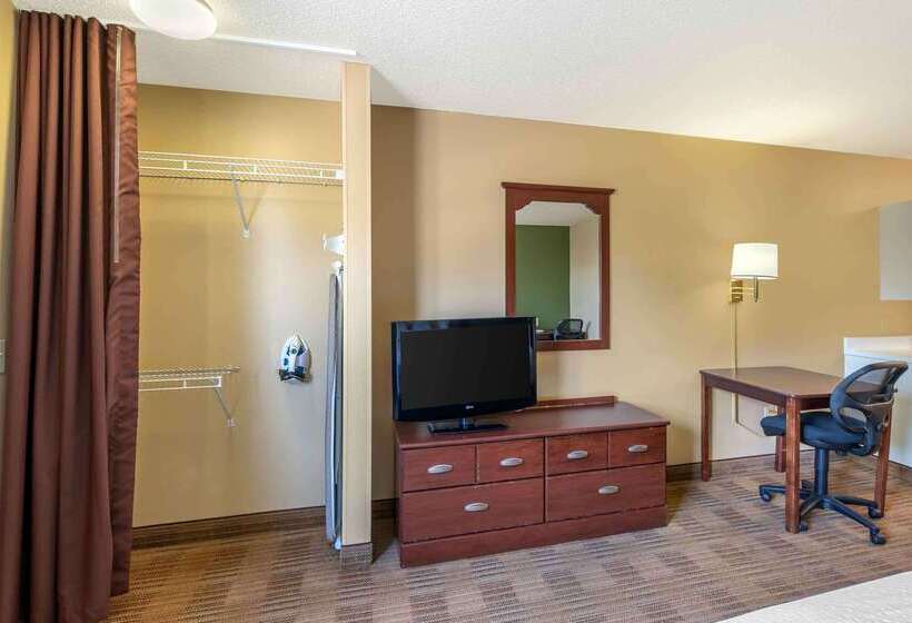 Extended Stay America Suites Hampton Coliseum