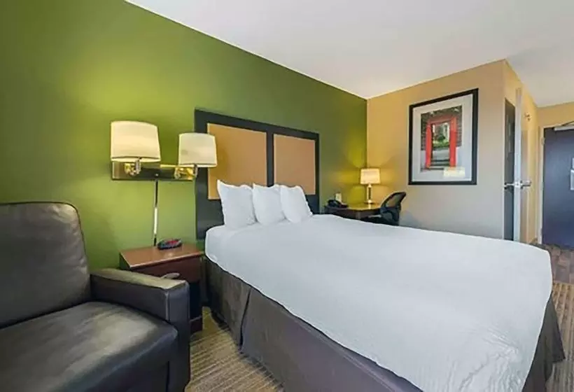 Mainstay Suites Rochester South Mayo Clinic