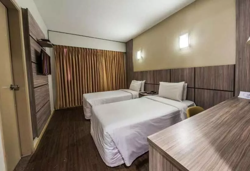 هتل América Bittar