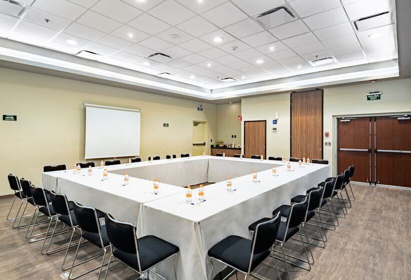 فندق City Express By Marriott Villahermosa