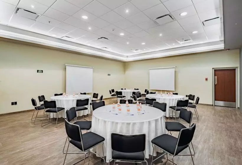 هتل City Express By Marriott Villahermosa