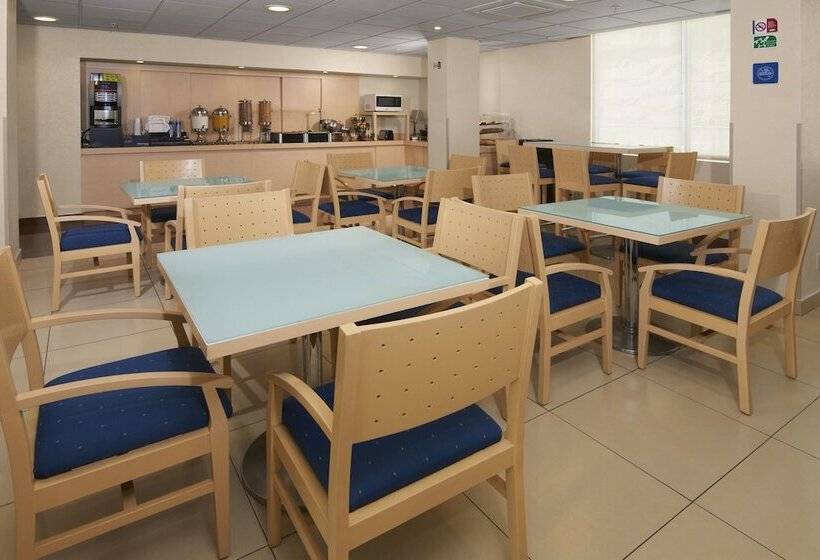 فندق City Express By Marriott Villahermosa