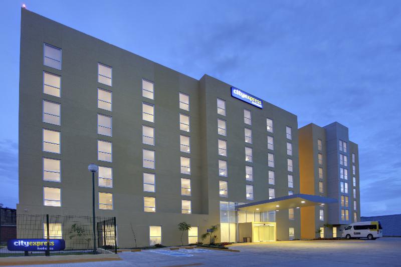 فندق City Express By Marriott Villahermosa