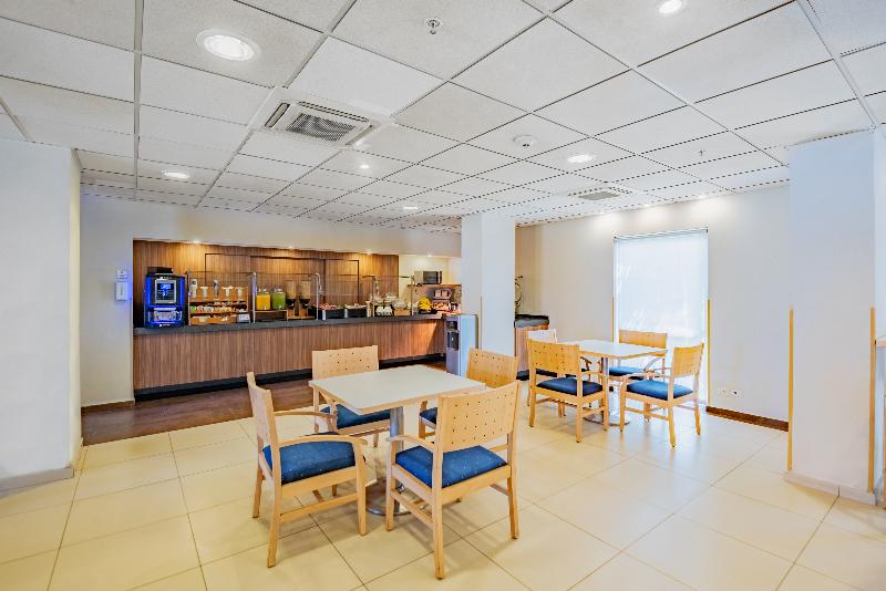 فندق City Express By Marriott Villahermosa