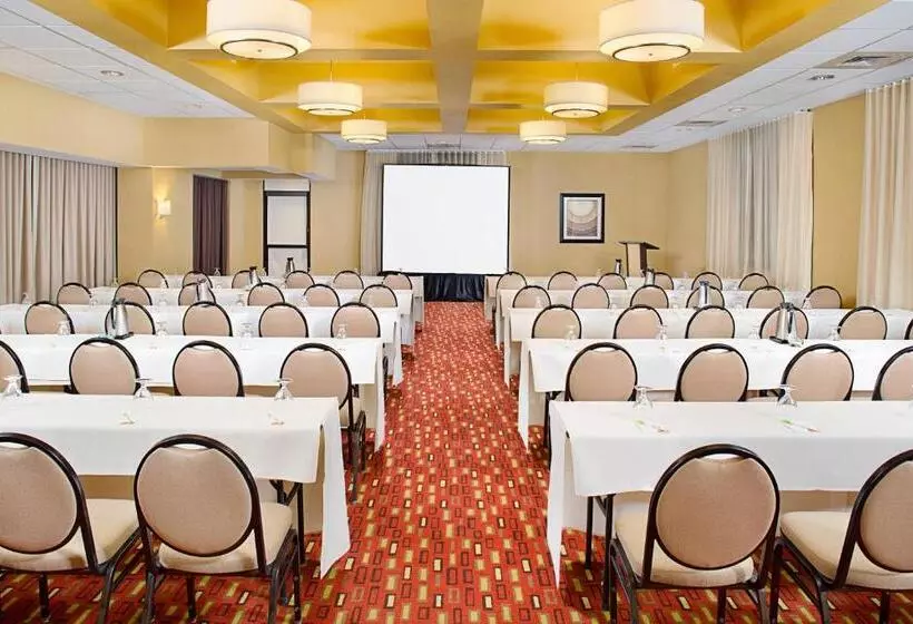 酒店 Courtyard By Marriott Sacramento Midtown