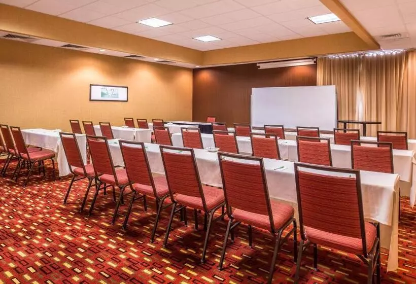 酒店 Courtyard By Marriott Sacramento Midtown