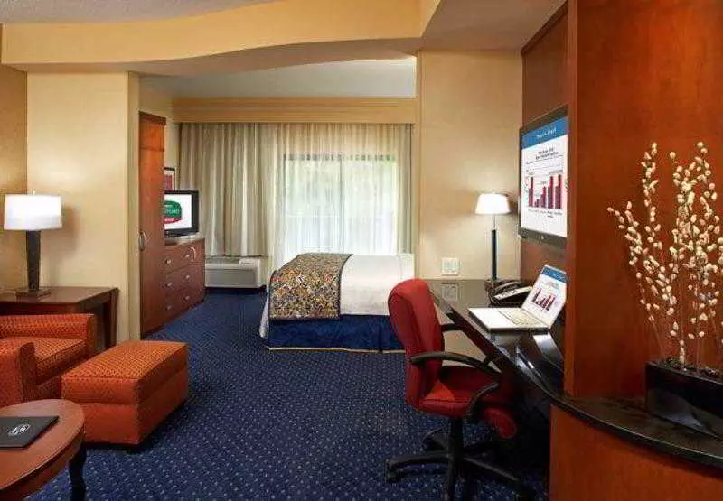 호텔 Courtyard Daytonuniversity Of Dayton