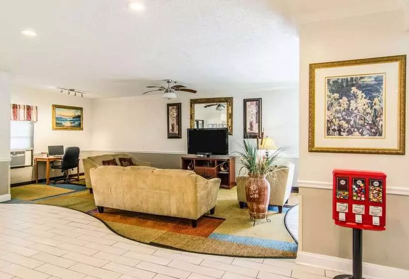 ホテル Econo Lodge Darien