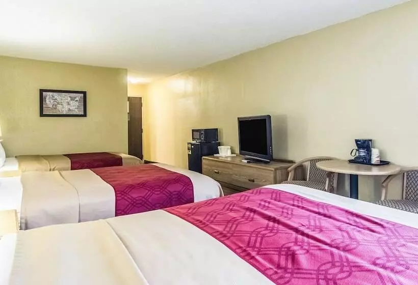 ホテル Econo Lodge Darien