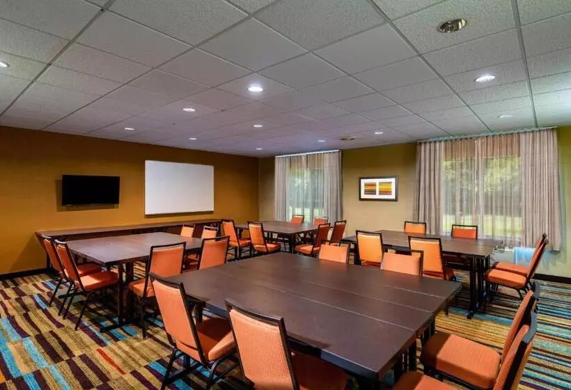 호텔 Fairfield Inn Battle Creek