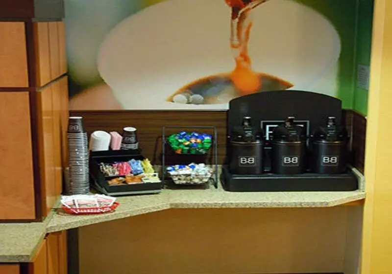 ホテル Fairfield Inn & Suites Ukiah Mendocino County