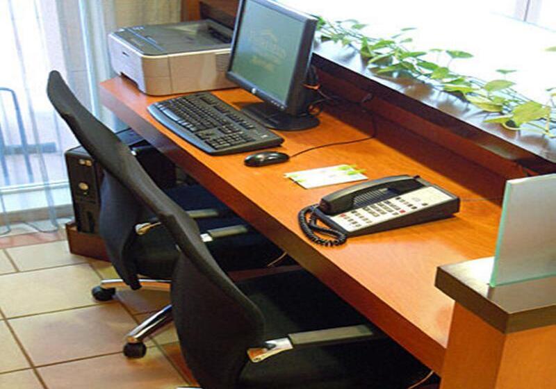 فندق Fairfield Inn & Suites Ukiah Mendocino County