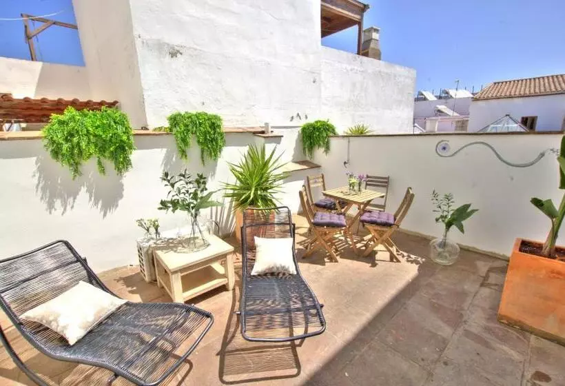 Otel La Casa De La Favorita