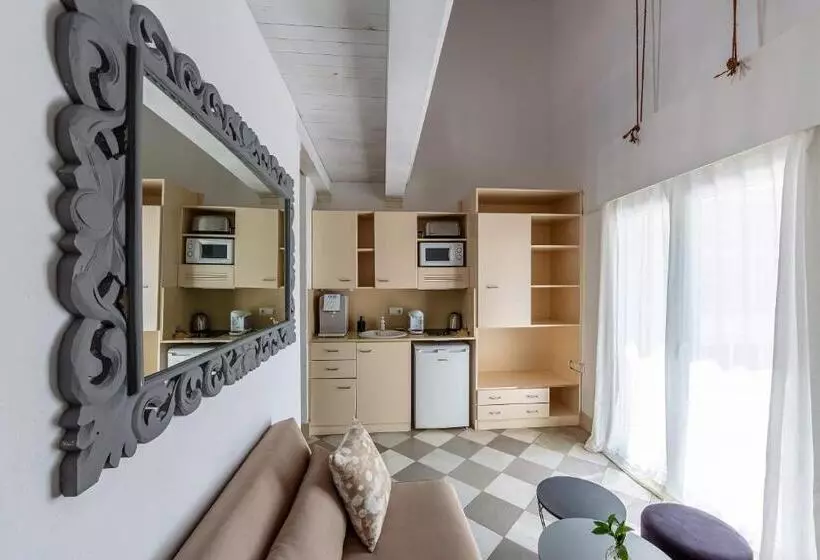 Otel La Casa De La Favorita