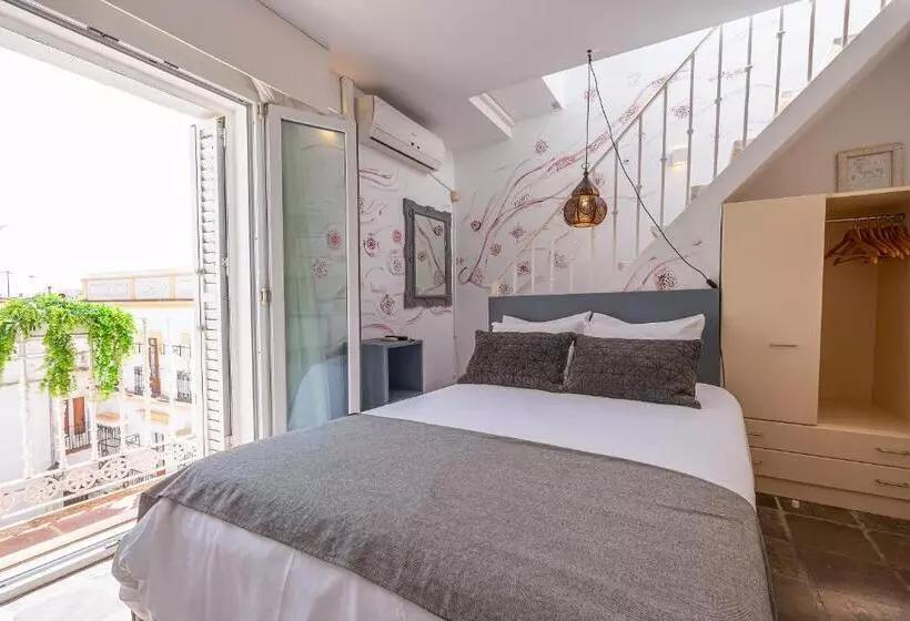 Otel La Casa De La Favorita