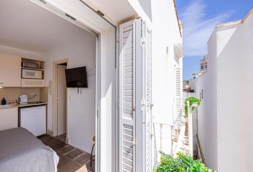 هتل La Casa De La Favorita