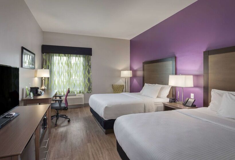 호텔 La Quinta By Wyndham Visalia/sequoia Gateway