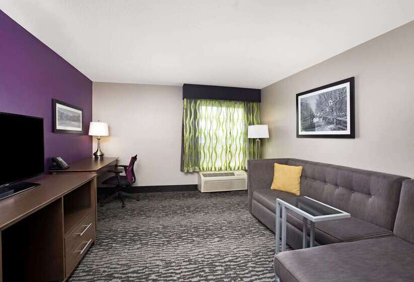 호텔 La Quinta By Wyndham Visalia/sequoia Gateway