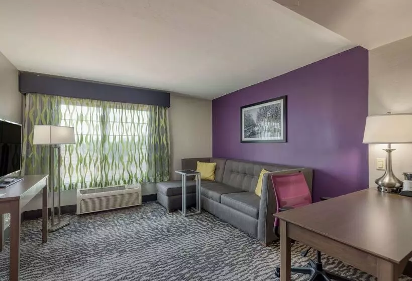 호텔 La Quinta By Wyndham Visalia/sequoia Gateway