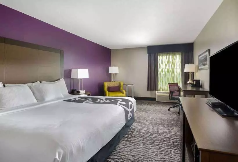 호텔 La Quinta By Wyndham Visalia/sequoia Gateway