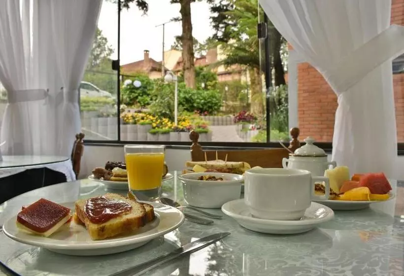 ホテル Pequeno Bosque