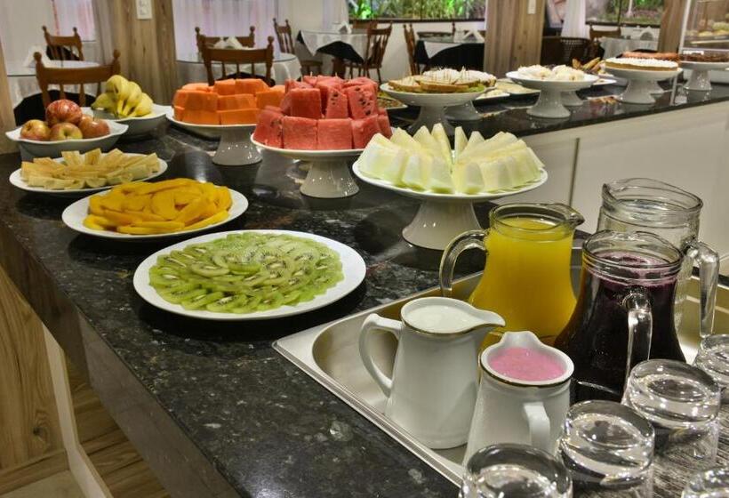 هتل Pequeno Bosque