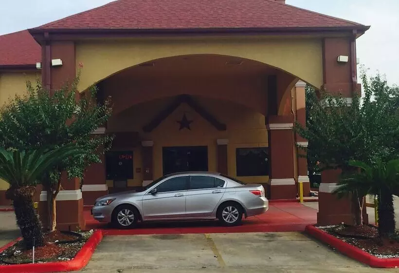 Отель Scottish Inn & Suites Hobby Airport