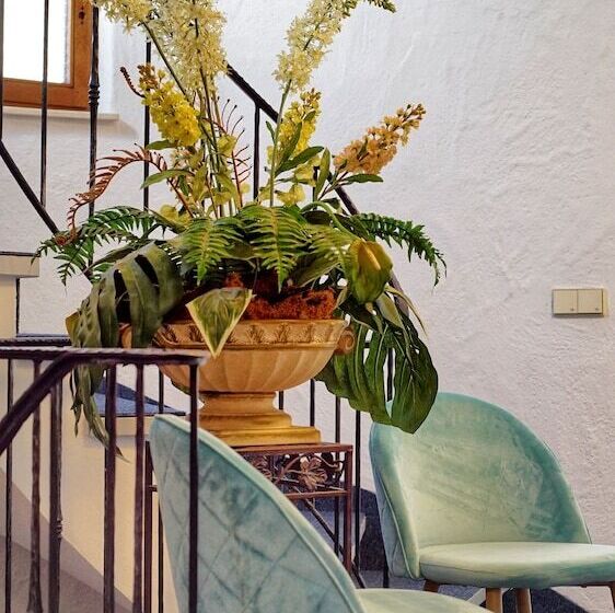 هتل Restaurant Sonnenschein