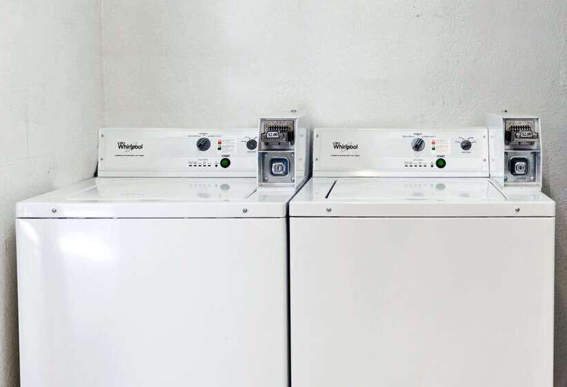 酒店 Super 8 By Wyndham Carrollton Ga