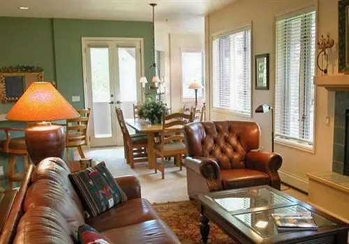 ホテル Terraces At Eagleridge Complejo