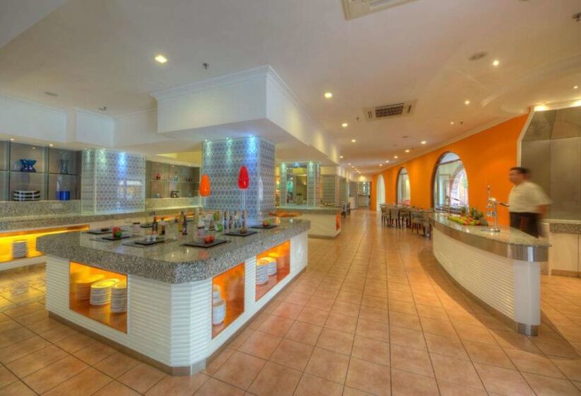 酒店 The Chateau Spa & Wellness Resort