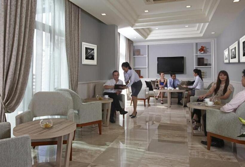 酒店 The Chateau Spa & Wellness Resort