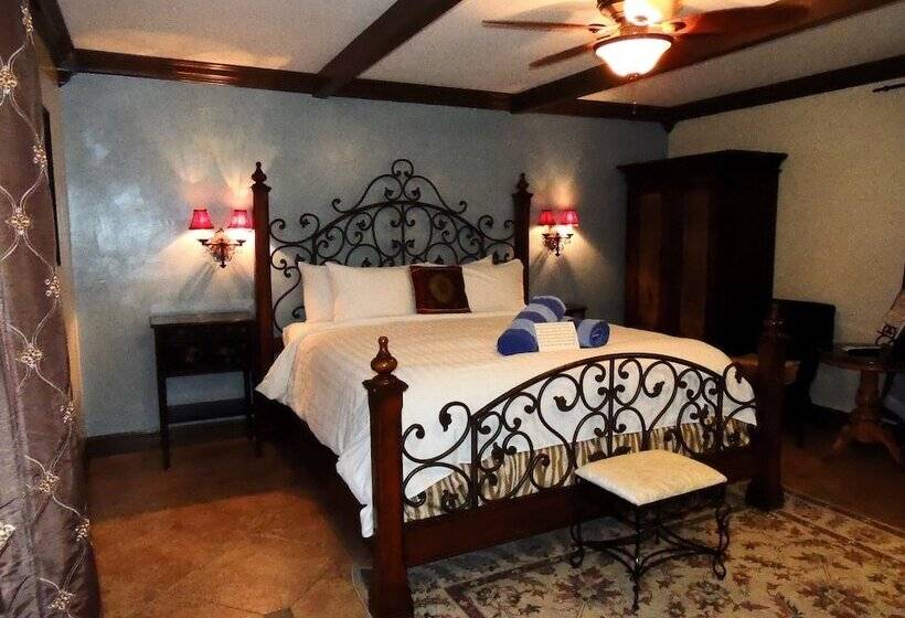 Tuscan Springs Hotel & Spa