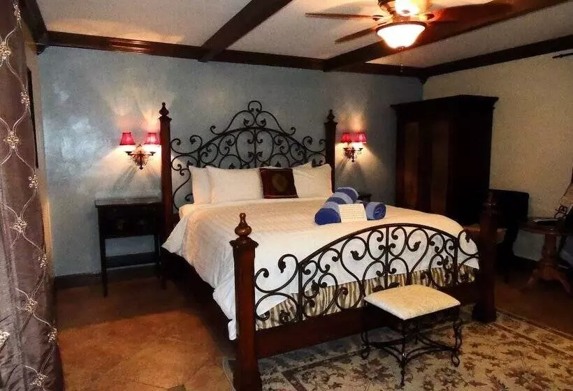 Tuscan Springs Hotel & Spa