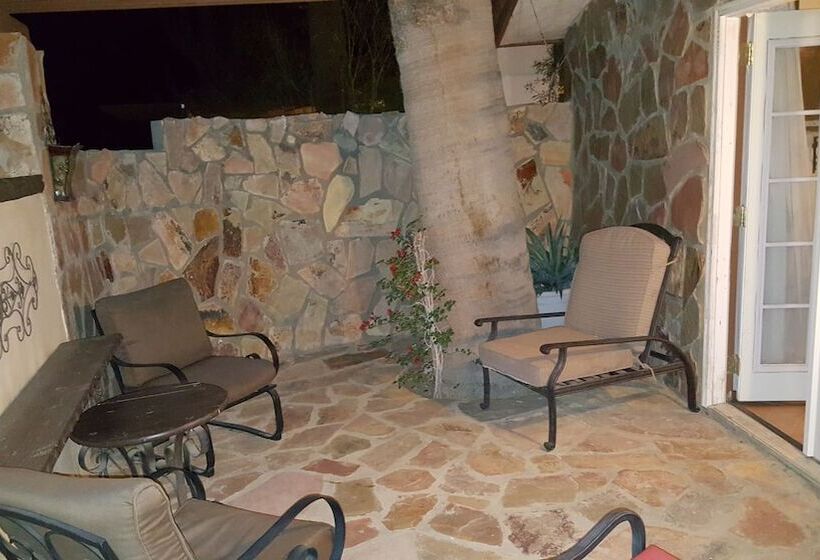 Tuscan Springs Hotel & Spa