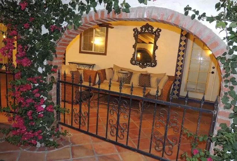 Tuscan Springs Hotel & Spa