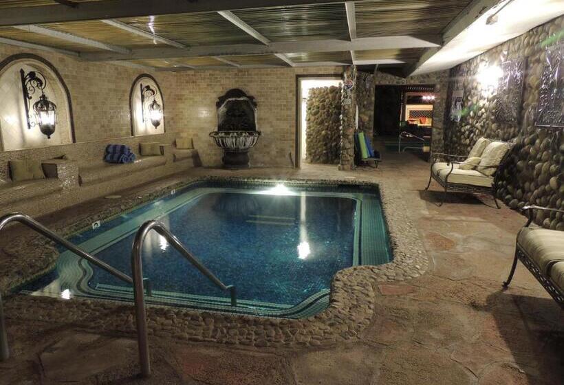 Tuscan Springs Hotel & Spa