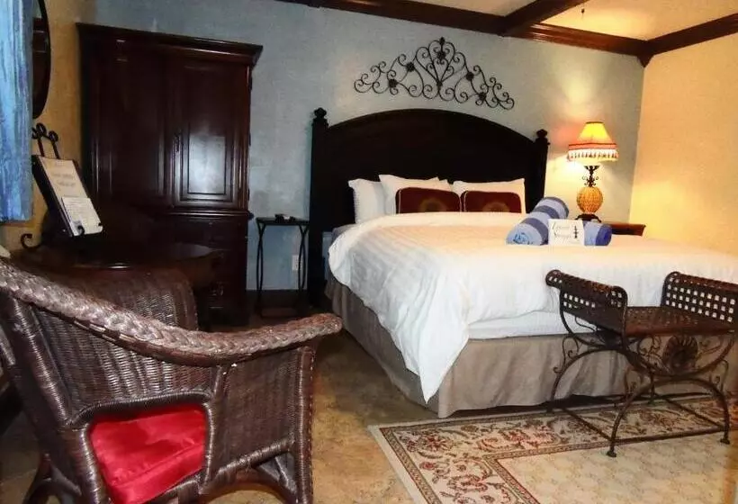 Tuscan Springs Hotel & Spa