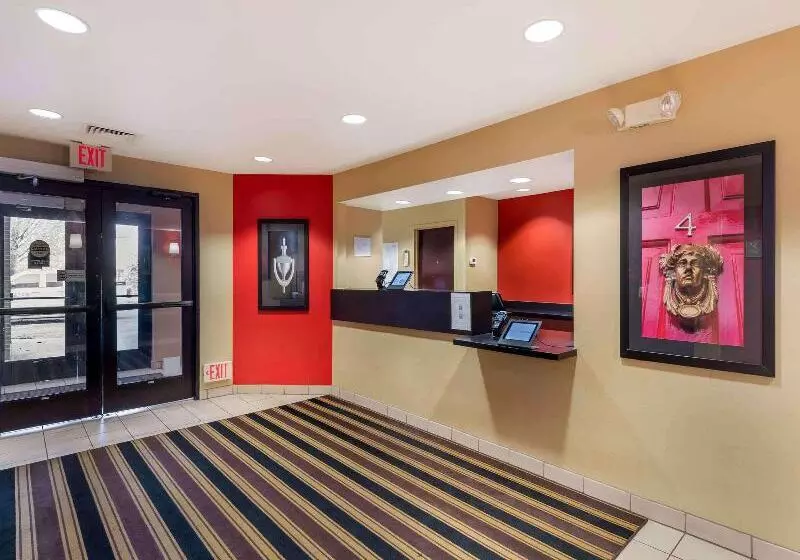 Mainstay Suites Rochester South Mayo Clinic