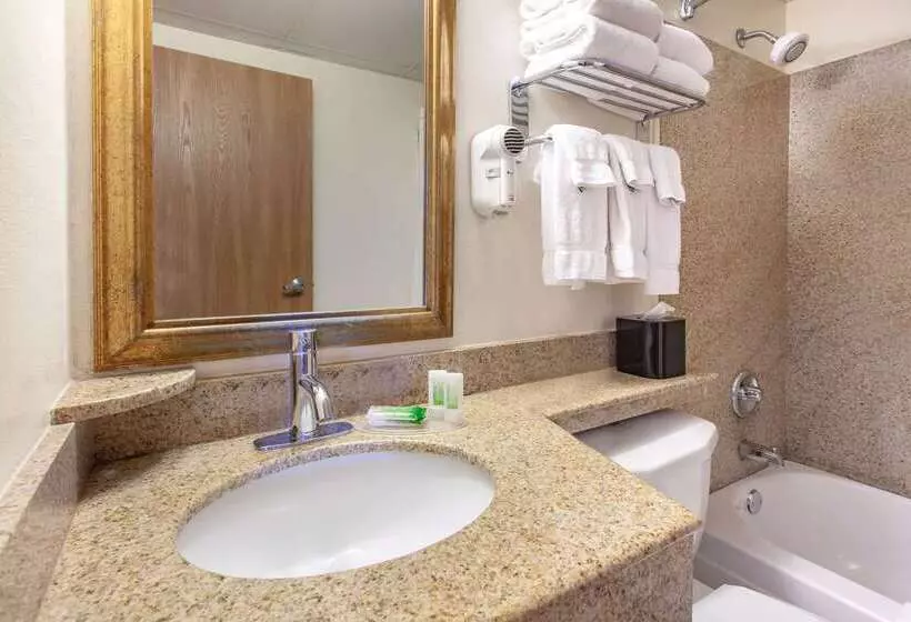 モーテル Americinn By Wyndham Willmar